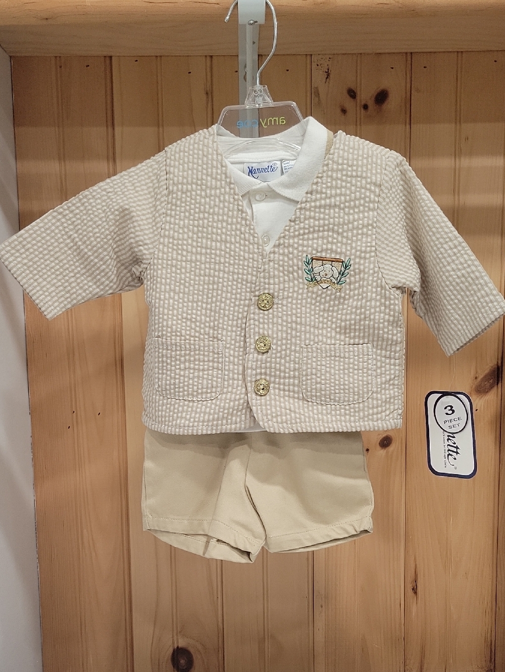 Nannette Cream Textured 3-Piece Baby Outfit with Embroidered Crest